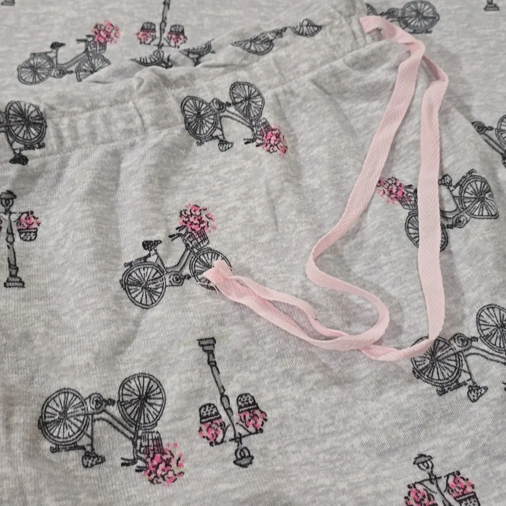 NWT-Laura Ashley Heather Bicycle Pajama Set - Picture 5 of 6